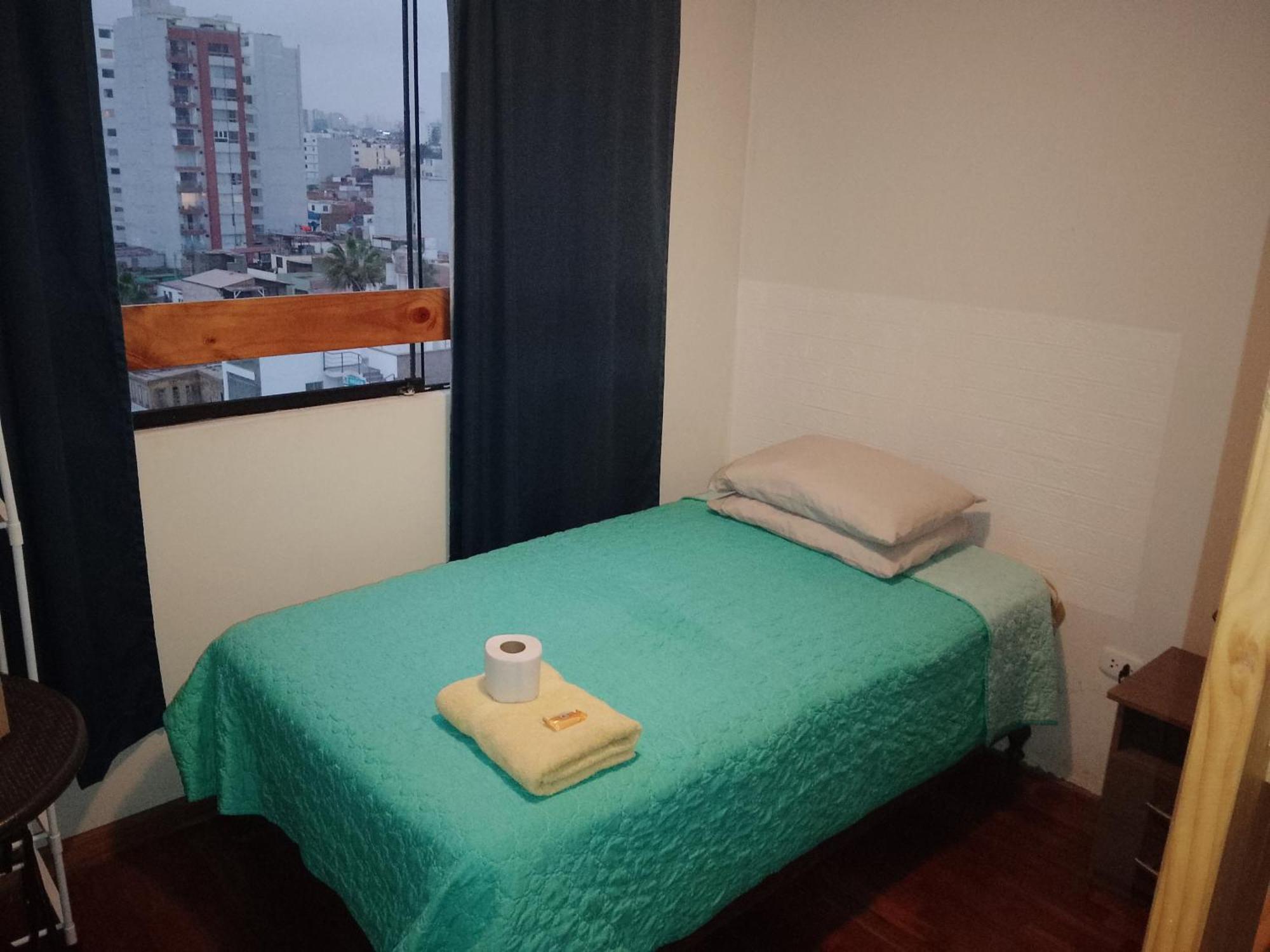 Blue Coast Lima Private Rooms Экстерьер фото